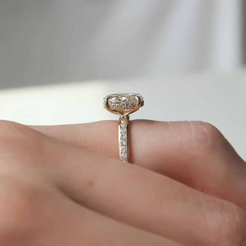 2.0CT Oval Lab Grown E/VS2 Diamond Channel Set Engagement Ring