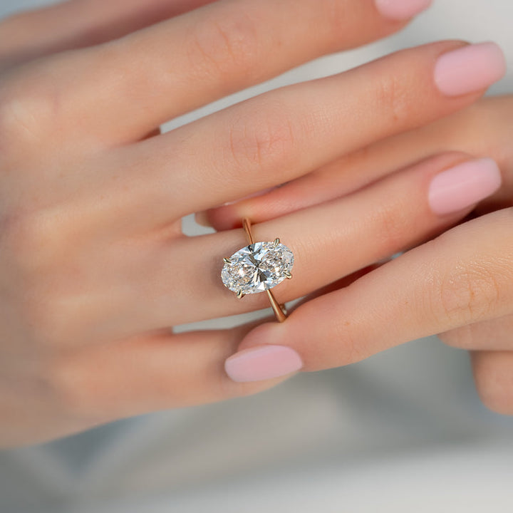 3.50CT Oval Lab Grown F/VS2 Unique Solitaire Diamond Engagement Ring