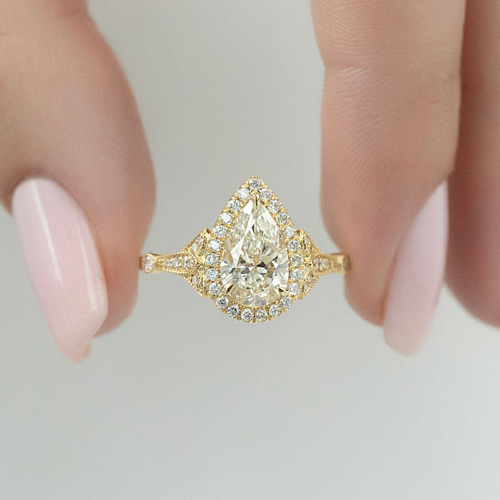 2.0CT Pear Lab Grown E/VVS1 Unique Milgrain Cluster Diamond Engagement Ring