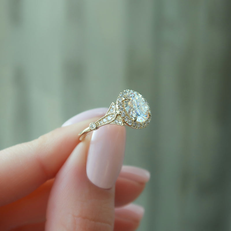 1.50CT Round Lab Grown F/VS1 Halo Diamond Vintage Engagement Ring