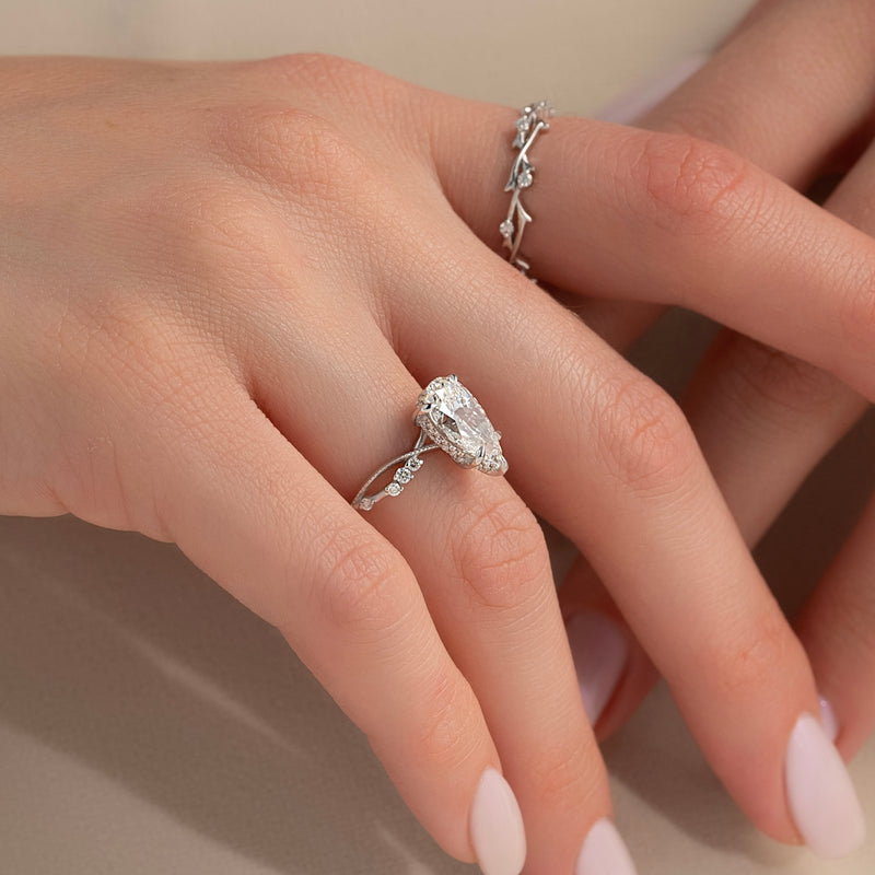 2.50CT Pear Diamond Art Deco Infinity Lab Grown F/VS1 Engagement Ring