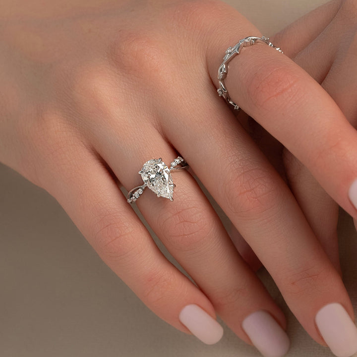 2.50CT Pear Diamond Art Deco Infinity Lab Grown F/VS1 Engagement Ring