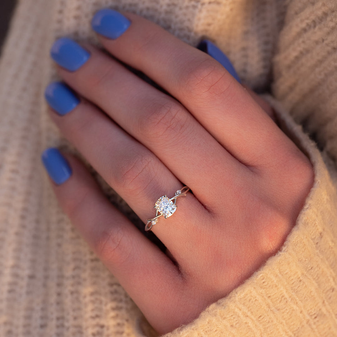 1.0CT Cushion Lab Grown F/VVS2 Diamond Infinity Engagement Ring