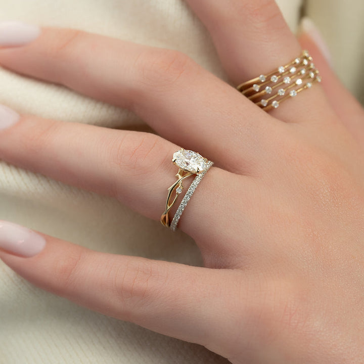 2.50CT Oval Lab Grown F/VS2 Diamond Nature Inspired Engagement Ring