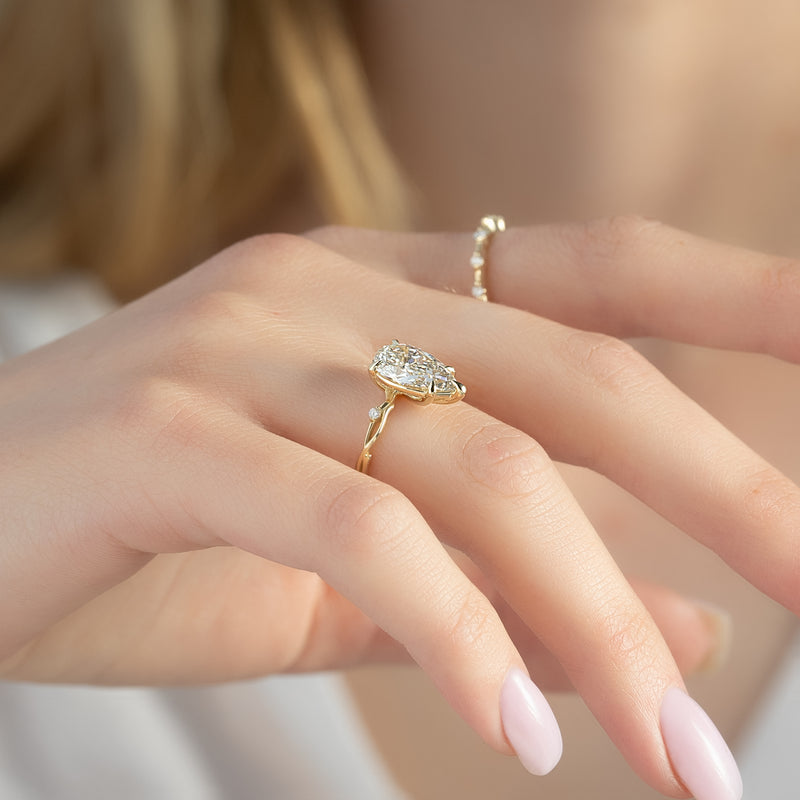 2.50CT Pear Lab Grown F/VVS1 Twig Diamond Engagement Ring for Women