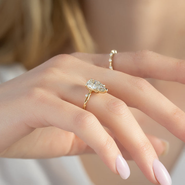 2.50CT Pear Lab Grown F/VVS1 Twig Diamond Engagement Ring for Women