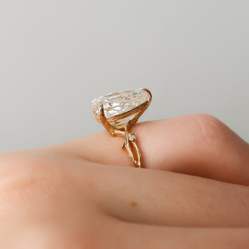 3.50CT Pear Lab Grown E/VS2 Nature Inspired Diamond Twig Engagement Ring