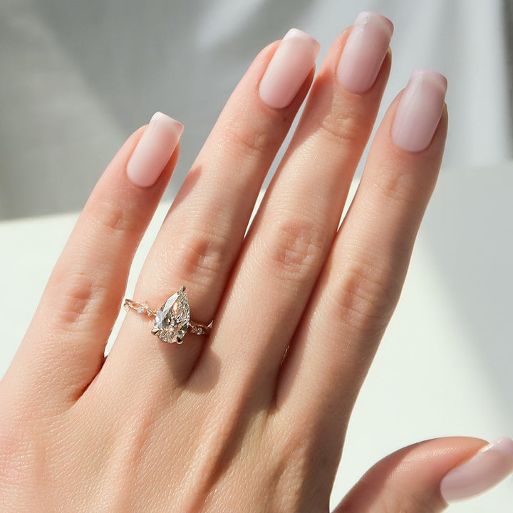 3.50CT Pear Lab Grown E/VS2 Nature Inspired Diamond Twig Engagement Ring