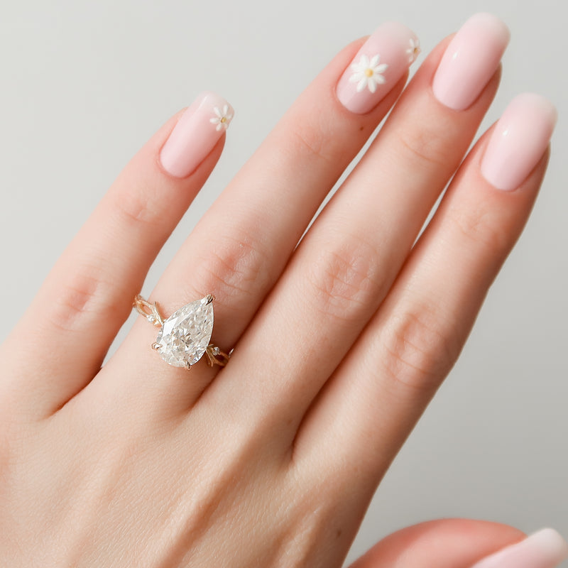 3.50CT Pear Lab Grown E/VS2 Nature Inspired Diamond Twig Engagement Ring