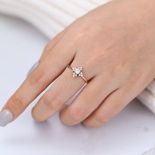 round-shaped-moissanite-cluster-engagement-ring