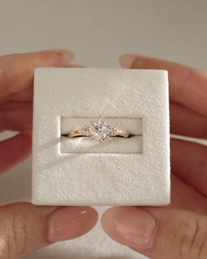 1.0ct-2.0ct Princess Cut Lab Grown Diamond Cluster Engagement Ring