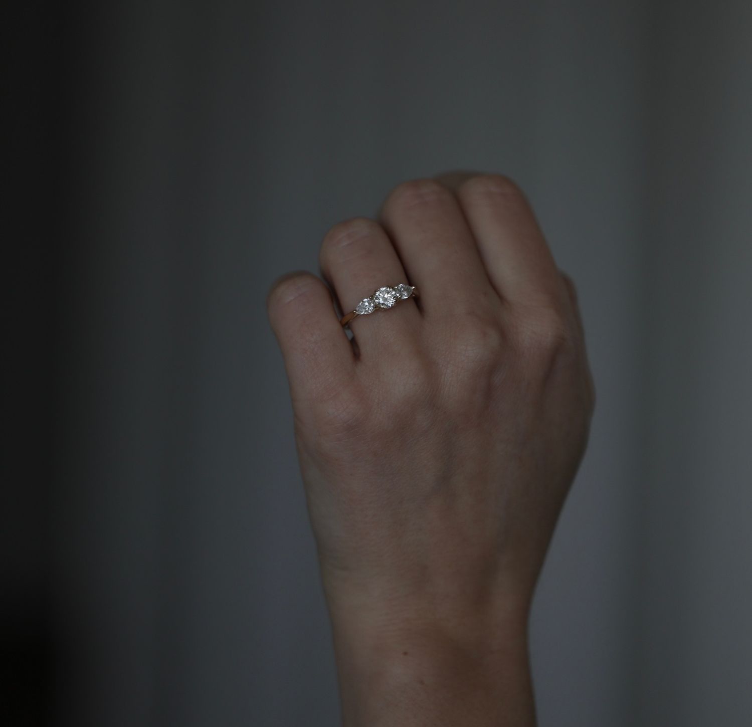 round-3-stones-cvd-e-vs1-diamond-engagement-ring