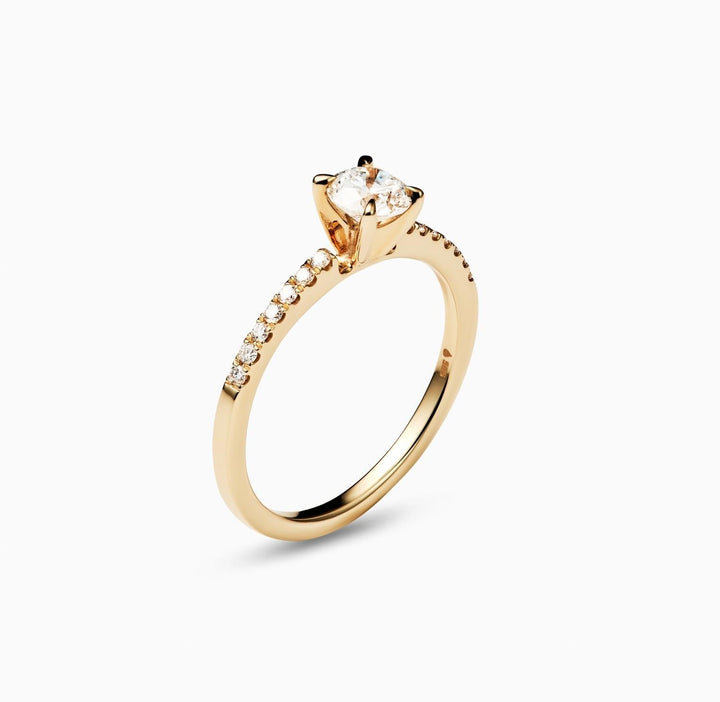 round-solitaire-cvd-f-vvs1-diamond-engagement-ring