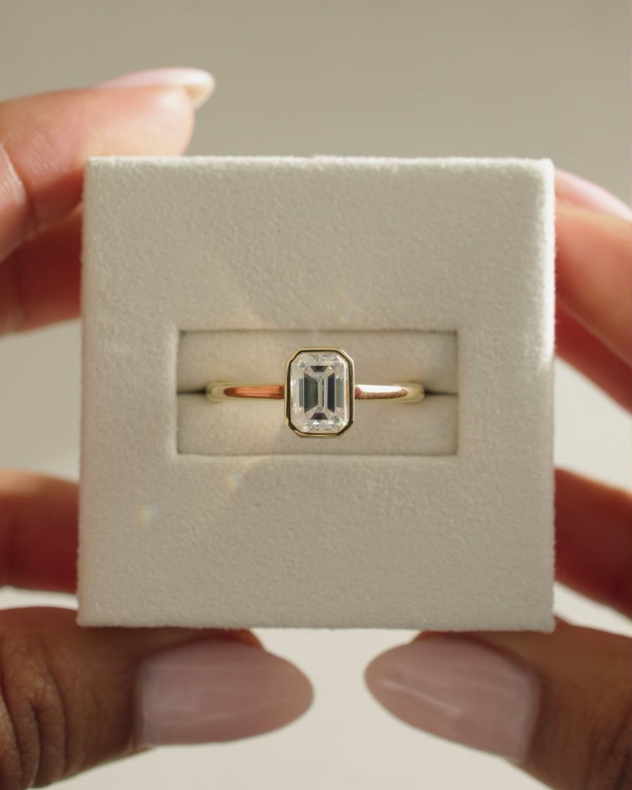 1.0ct-2.0ct Bezel Set Emerald Cut Lab Grown Diamond Engagement Ring