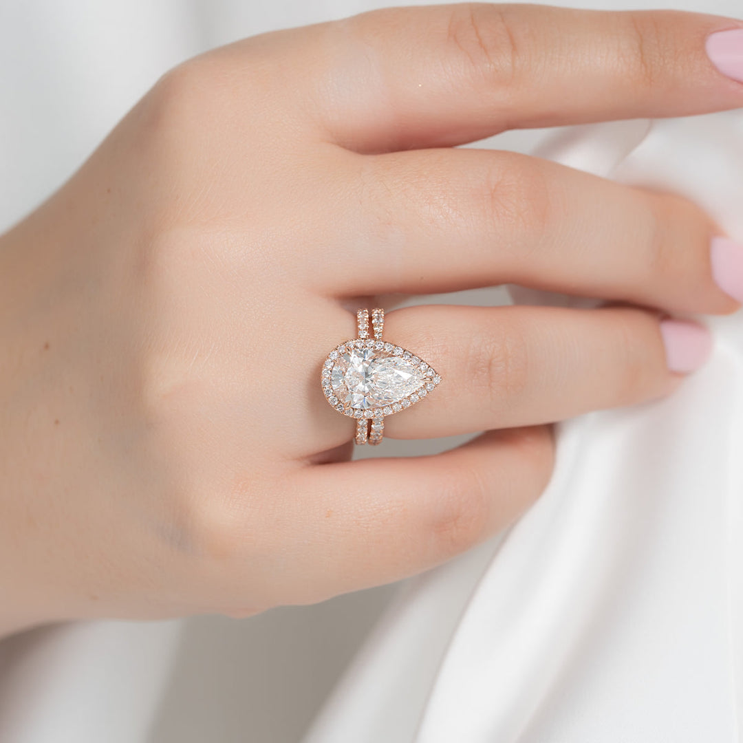 4.0CT Pear Lab Grown E/VVS2 Diamond Halo Engagement Ring