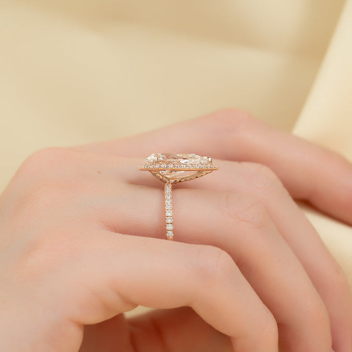 4.0CT Pear Lab Grown E/VVS2 Diamond Halo Engagement Ring