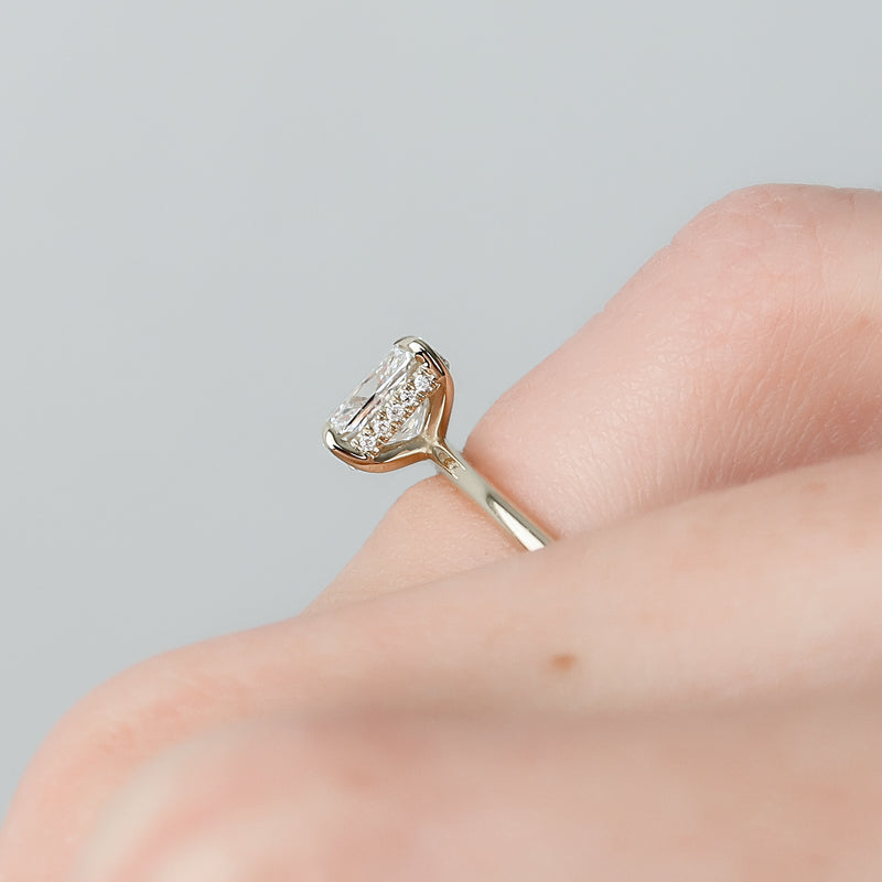 Conflict-free engagement ring, Certified engagement ring, Affordable luxury engagement ring, Budget engagement ring, Expensive engagement ring, High-quality engagement ring, Best engagement ring, Top-rated engagement ring, L
