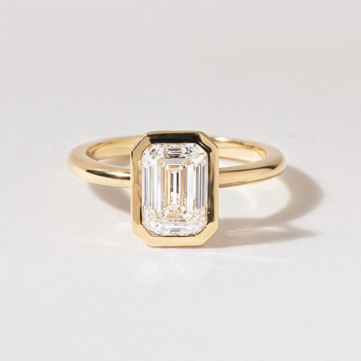 1.0-3.0 CT Emerald  Lab Grown Diamond Bezel Style Engagement Ring