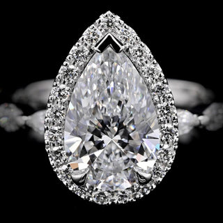 1.0ct-2.0ct Pear Cut Lab Grown Halo Diamond Engagement Ring