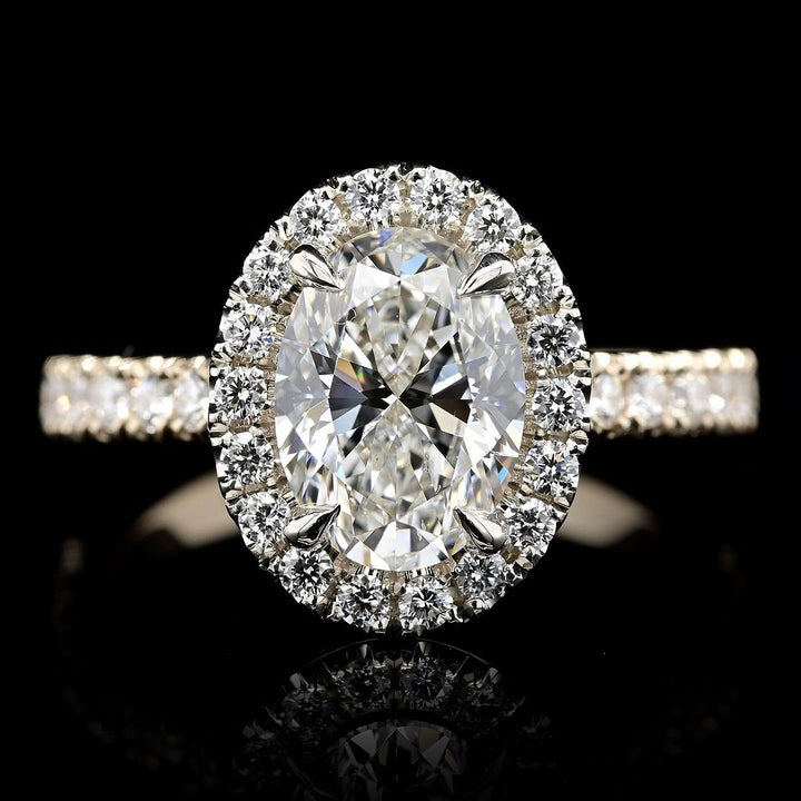 1.0ct-2.0ct Oval Cut Lab Grown Diamond Halo Engagement Ring