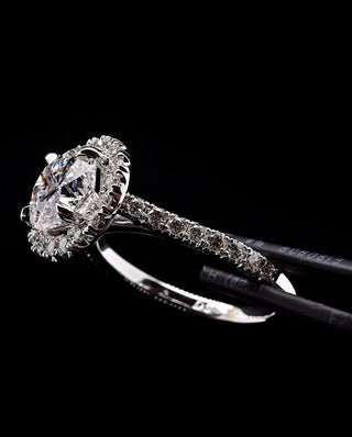 2.0ct-3.0ct Round Cut Halo Lab Grown Diamond Engagement Ring