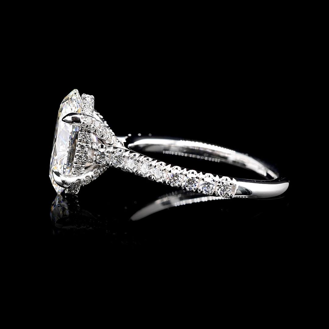 2.0ct-3.0ct Oval Cut Lab Grown Hidden Halo Diamond Engagement Ring