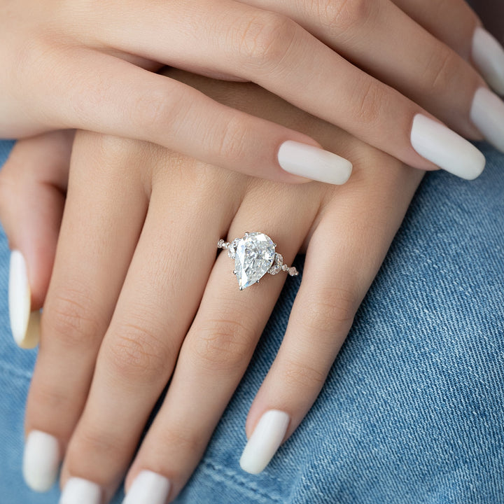 Sophisticated engagement ring, Minimalist engagement ring, Certified engagement ring, Affordable luxury 