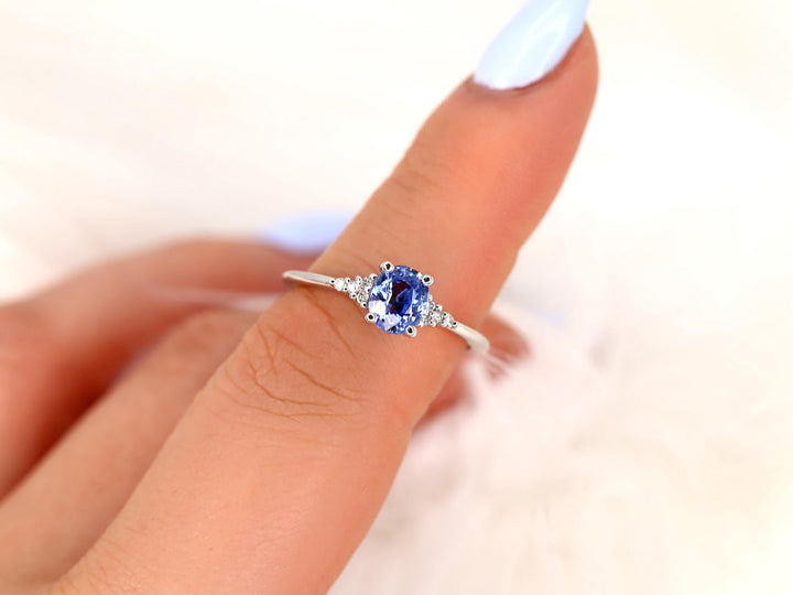 Cornflower Sapphire
Oval Cut Sapphire
Cluster Engagement Ring
