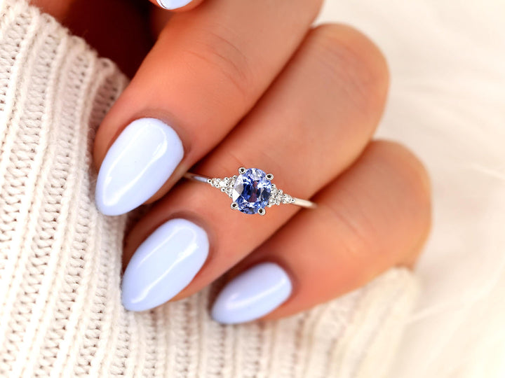 Oval Sapphire Cluster
Lab Diamond Ring
Cornflower Blue Ring
