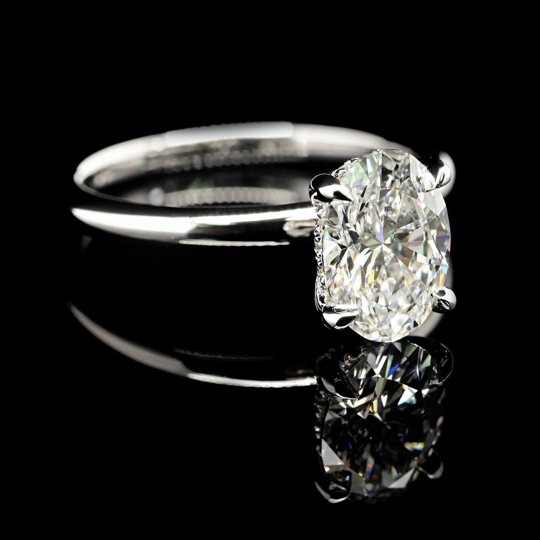 1.50ct-2.50ct Oval Cut Lab Grown Diamond Hidden Halo Engagement Ring