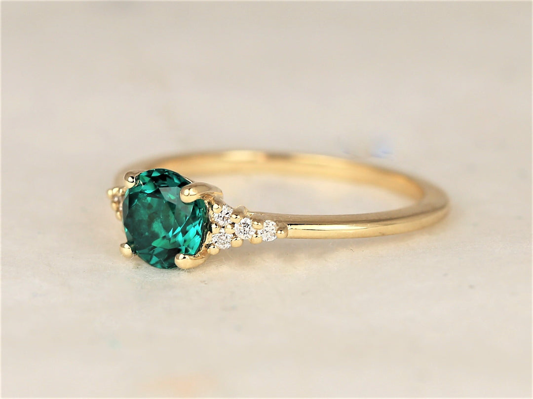 2 Carat Emerald
Round Cluster Band
Emerald Bridal Jewelry
Sustainable Luxury
Eco Friendly Ring
Green Gemstone Ring
Round Cut Bridal
Vintage Style Cluster
Modern Emerald Ring
