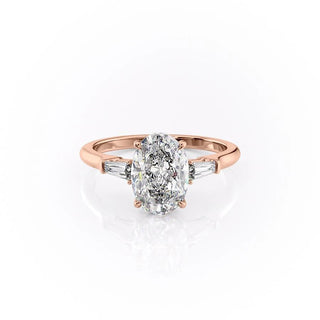 oval-cut-three-stone-moissanite-engagement-ring-2