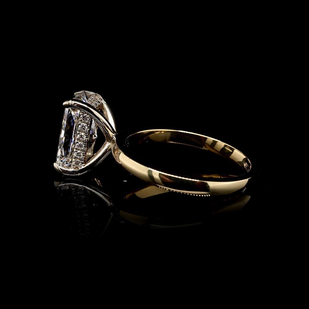 2.0ct-3.0ct Radiant Cut Hidden Halo Lab Grown Diamond Engagement Ring