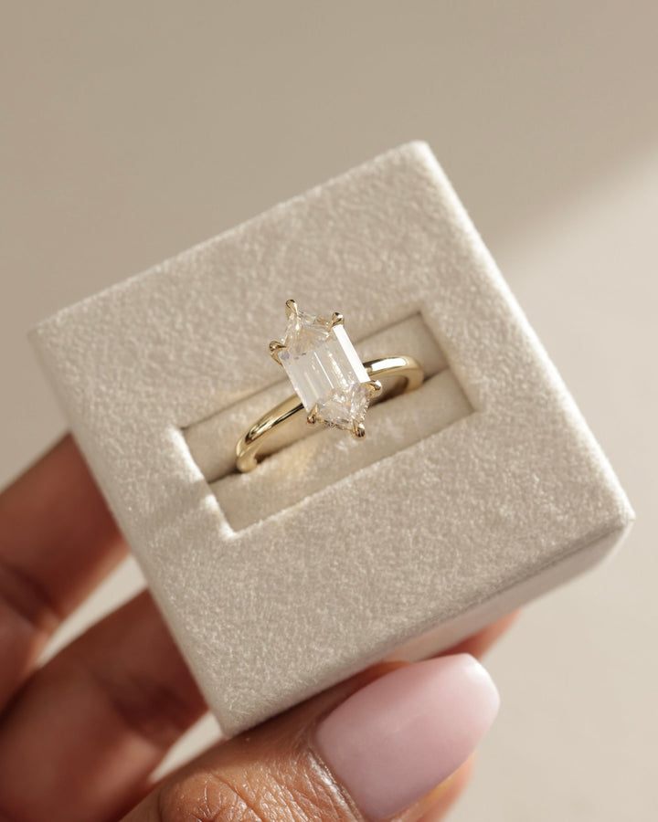 1.50ct-2.50ct Elongated Hexagon Cut Lab Grown Hidden Halo Diamond Engagement Ring