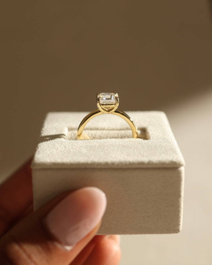 1.0ct-2.0ct Asscher Cut Lab Grown Diamond Solitaire Engagement Ring