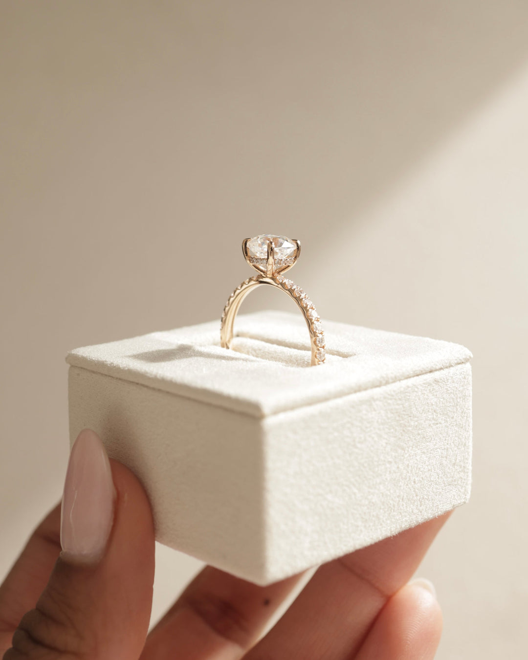 1.50ct-2.50ct Cushion Cut Lab Grown Hidden Halo Diamond Engagement Ring