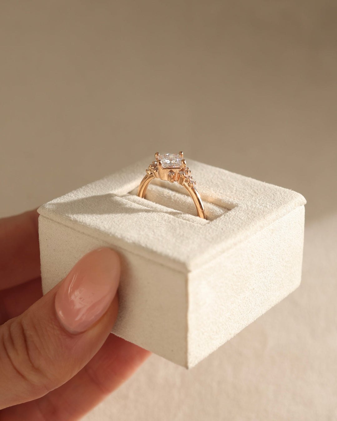 1.0ct-2.0ct Princess Cut Lab Grown Diamond Cluster Engagement Ring