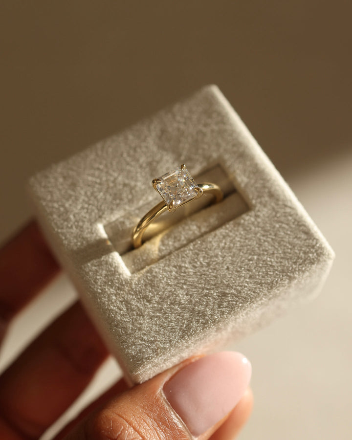 1.0ct-2.0ct Asscher Cut Lab Grown Diamond Solitaire Engagement Ring