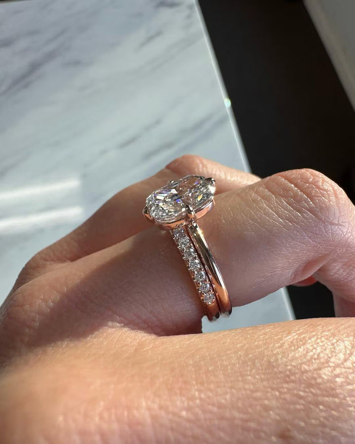Conflict Free Diamond
Eco Friendly Jewelry
14k Gold Cushion Ring
Statement Diamond Ring
Cushion Cut Solitaire
Luxury Engagement Ring
2.5CT Diamond Ring
Contemporary Bridal
