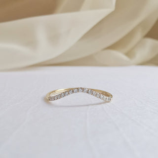 0-09-ct-round-curved-cvd-ef-vs-diamond-wedding-band