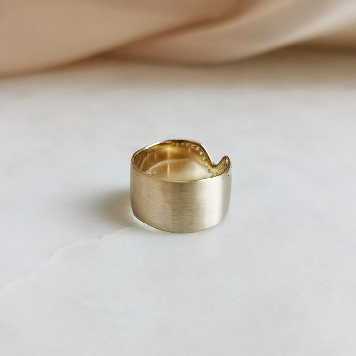 0-17-ct-round-unique-cvd-ef-vs-diamond-wedding-band