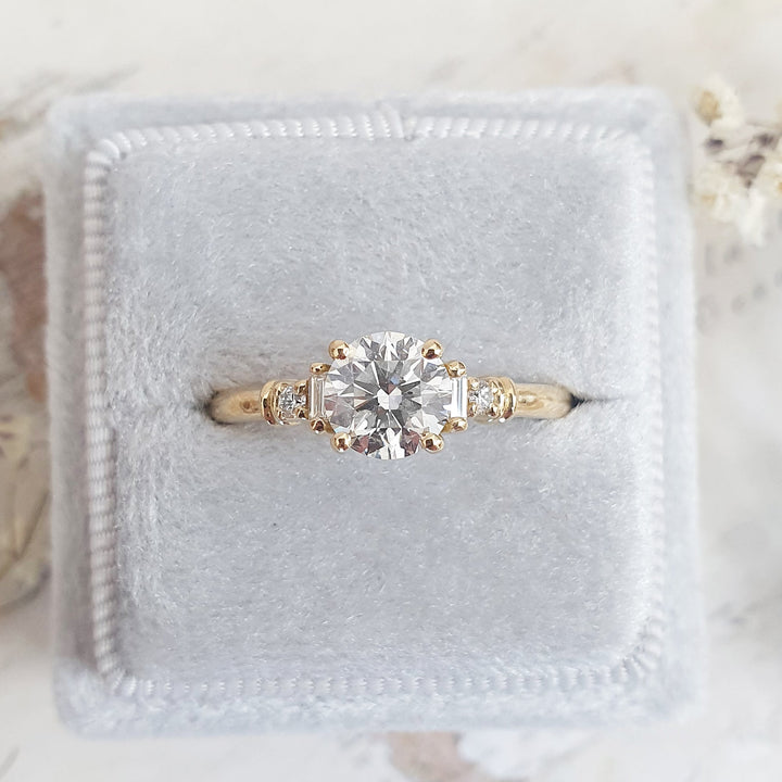 1-0-ct-round-cut-five-stone-e-vs1-lab-grown-diamond-engagement-ring-1