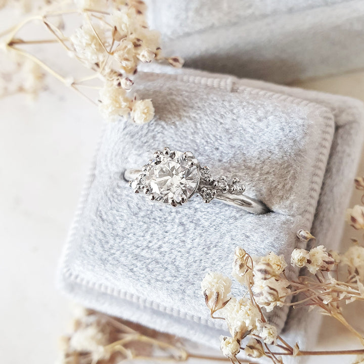 1-0-ct-round-cluster-style-d-vs1-lab-grown-diamond-engagement-ring