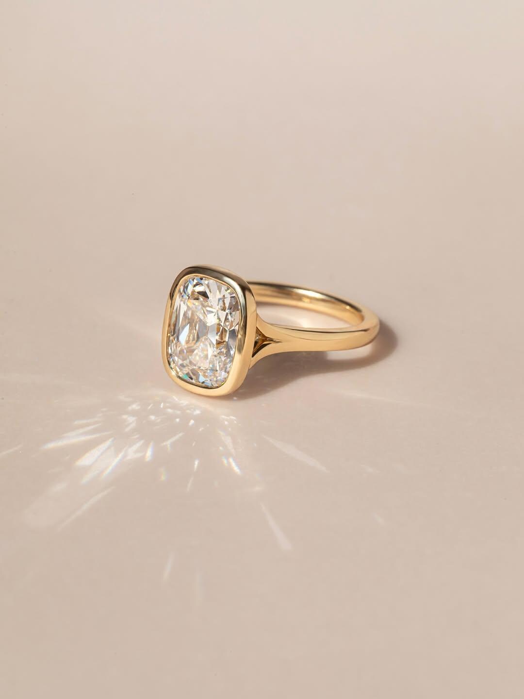 .00 Carat Cushion
Old Mine Cushion Ring
E Color Lab Diamond
Sustainable Engagement Ring
Low Profile Ring
VS1 Lab Diamond
