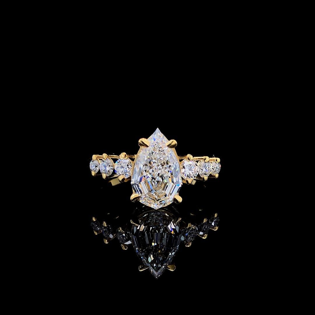 2.50 Carat Geometric Statement JewelleryModified Facet Pear Cut DiamondDutch Style Pear Lab Diamond2.50CT Step Cut Bridal RingGeometric Pear Cut SolitaireUnique Step Cut Lab Diamond2.50 Carat Dutch Pear JewelryModified Pear Cut Lab StoneAvant-Garde Pear Engagement Ring