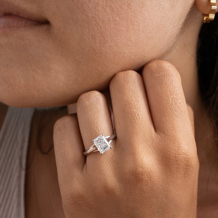 3.0CT Radiant  Lab Grown Diamond Unique Style Engagement Ring