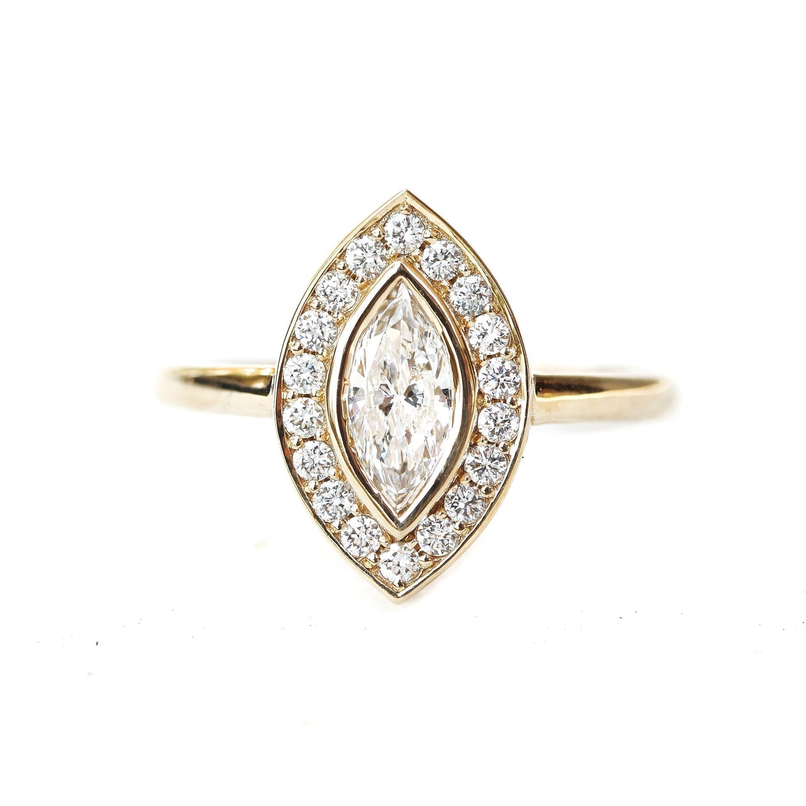 0-5ct-marquise-f-vs1-diamond-engagement-ring-with-halo-setting