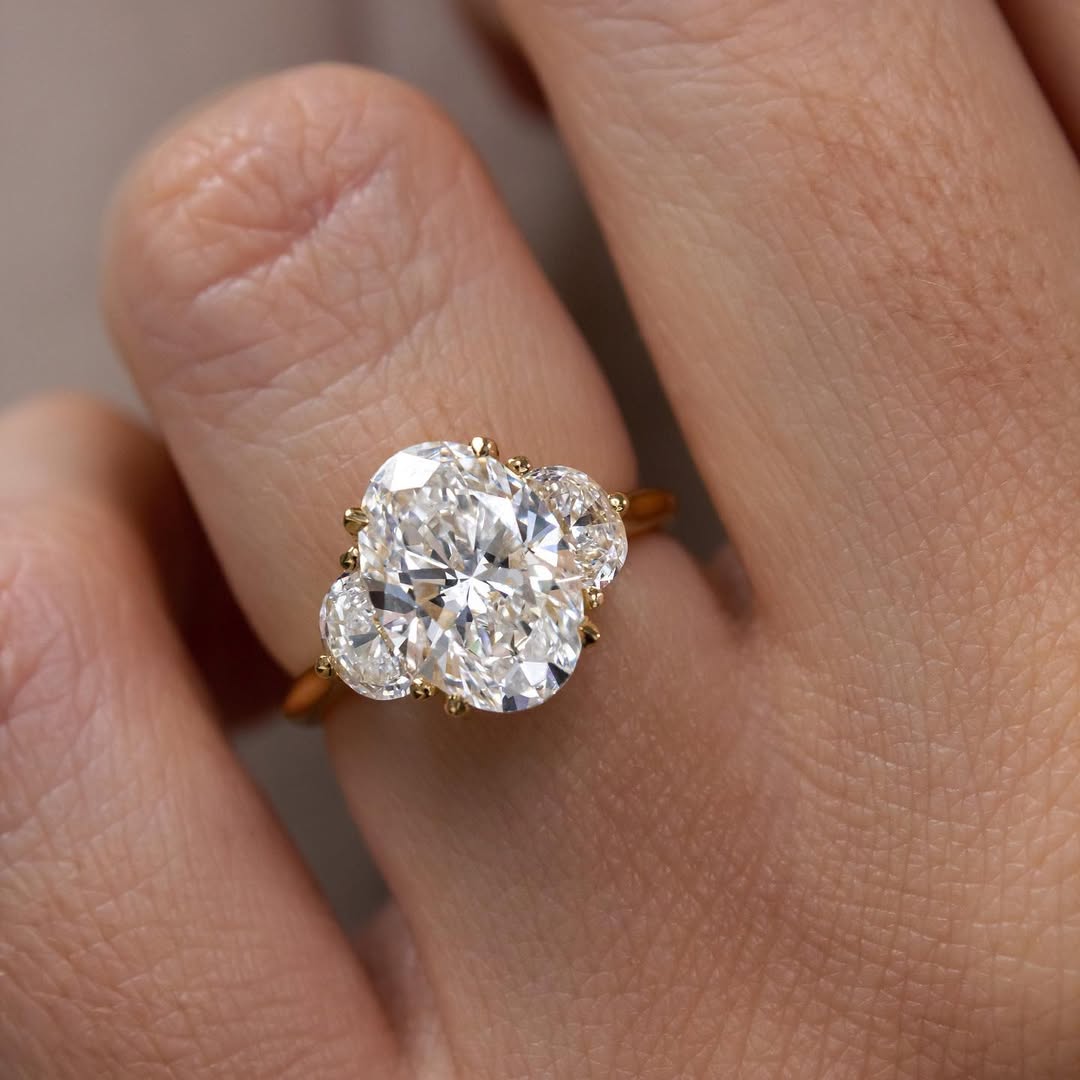3.50CT Oval  Lab Grown Diamond Three Stone Style Engagement Ring