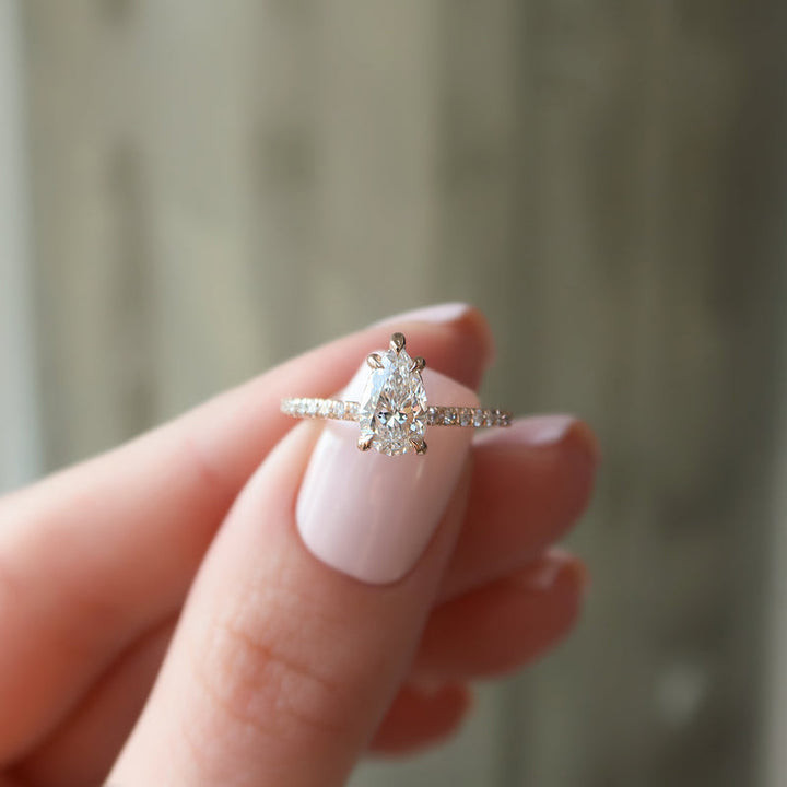 Pear cut diamond ring, Pear shaped diamond ring, Pear diamond engagement ring, Pear solitaire diamond ring, Pear halo diamond ring, 