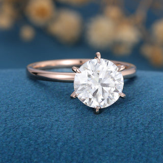 round-shaped-moissanite-solitaire-engagement-ring